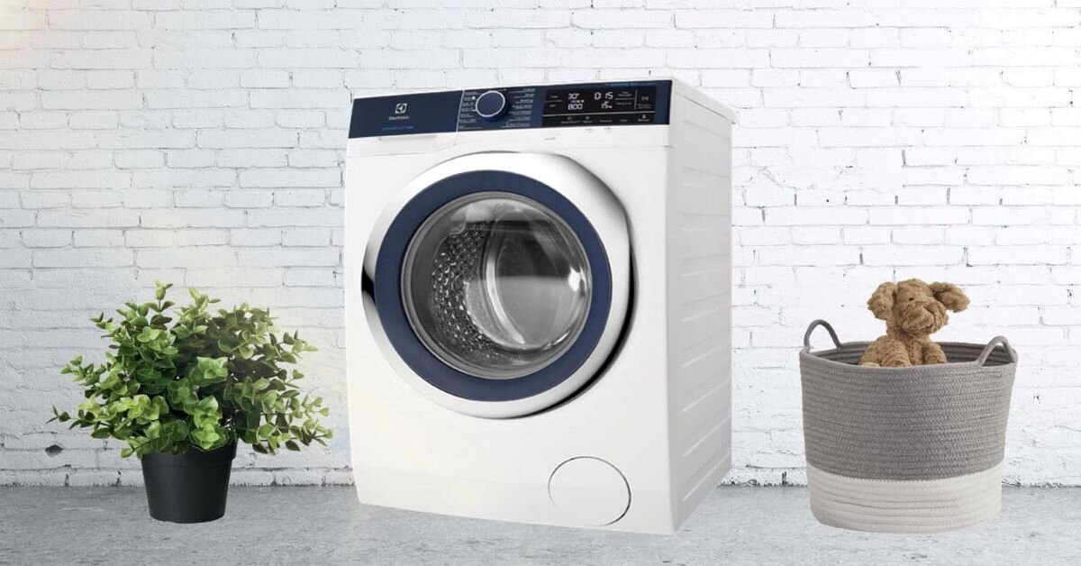Có nên mua máy giặt Electrolux 10kg EWF1042BDWA với giá 11 triệu đồng không?