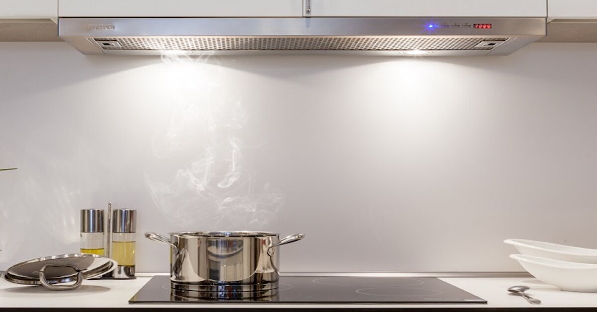 Có nên mua máy hút mùi than hoạt tính tự hủy cho gian bếp nhà bạn?