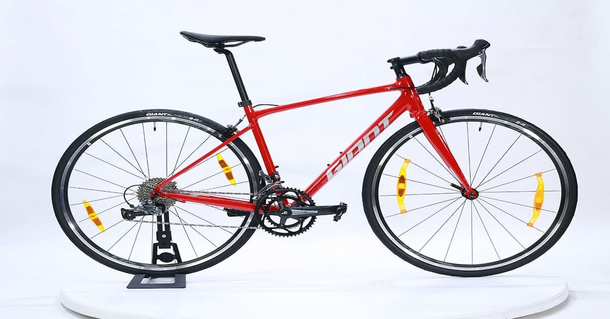 Có nên mua xe đạp Giant Contend 3 (2022) giá 17 triệu đồng?