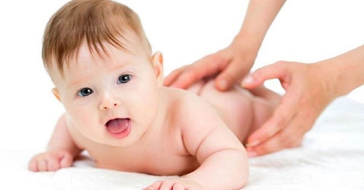 Có nên sử dụng kem chống hăm cho bé không?