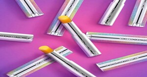 Có nên sử dụng son dưỡng YNM không? Nên mua ở đâu?