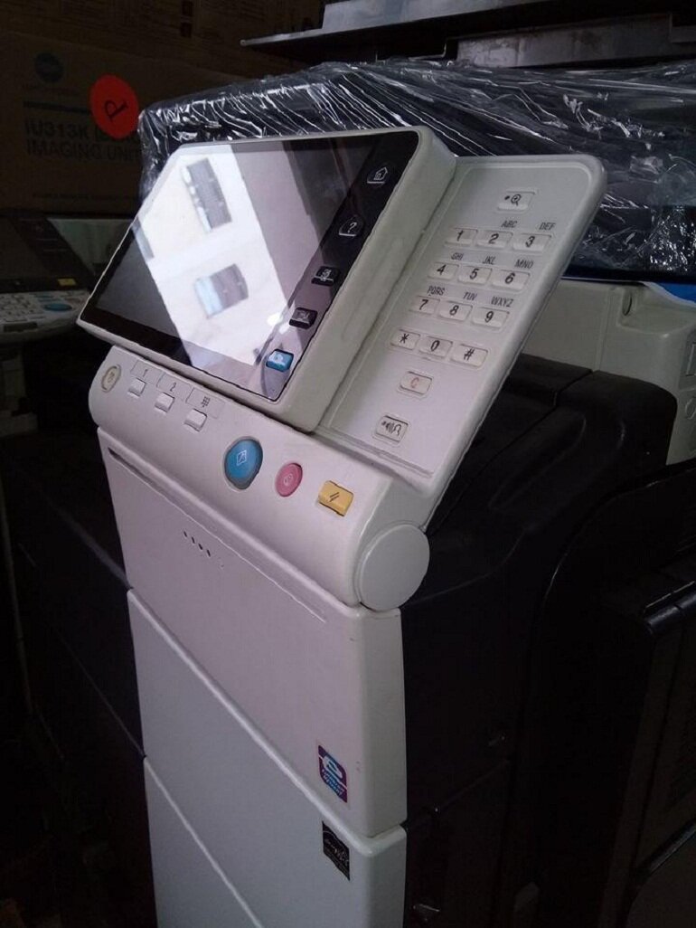 Cho thuê máy photocopy công suất lớn.