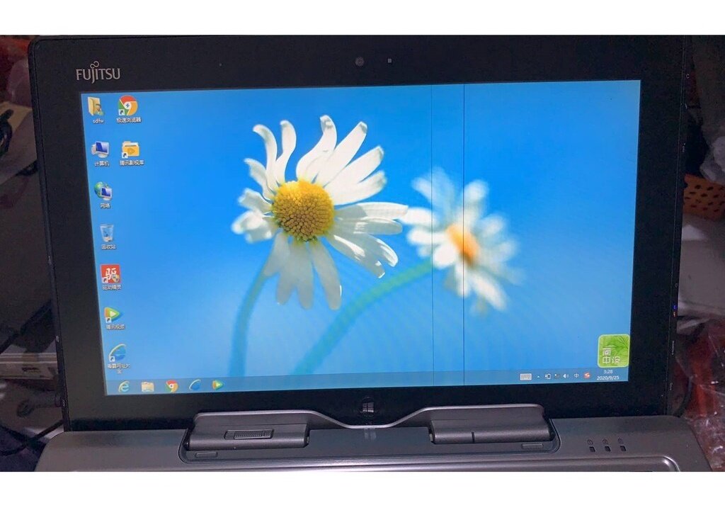 Máy tính bảng và laptop 2 in 1- Fujitsu Stylistic Q702 - i5 RAM 4GB