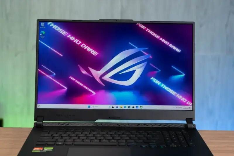 Asus ROG Strix SCAR 17 (G733PY-XS96): Laptop gaming đỉnh cao với sức mạnh từ Ryzen 9 7945HX!