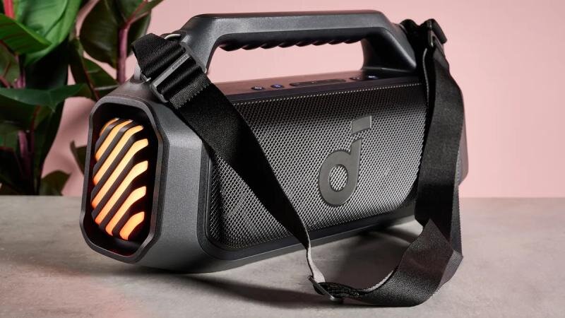 Anker Soundcore Boom 2 Plus: Trải nghiệm âm thanh bùng nổ với bass mạnh mẽ