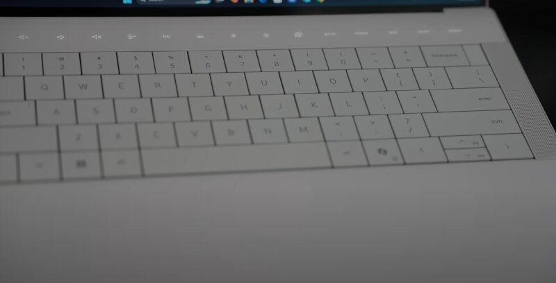 Dell 14 Premium 2025: Nâng cấp đáng giá so với XPS 14 hay chỉ là cải thiện nhỏ?
