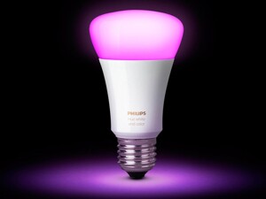 Đánh giá bóng đèn Philips Hue Lightstrips có tốt không, giá bao nhiêu
