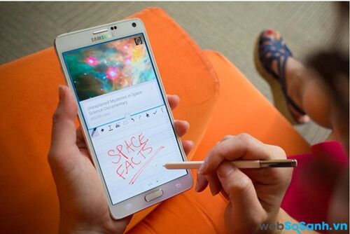 Đánh giá bút cảm ứng S Pen trên Samsung Galaxy Note 4 và Galaxy Note Edge