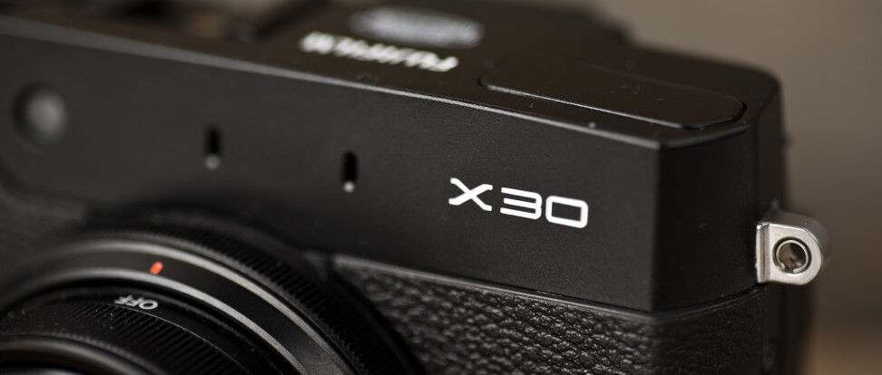 Đánh giá chi tiết máy ảnh compact Fujifilm X30