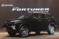 Đánh giá chi tiết Toyota Fortuner 2016: "chiến binh" offroad