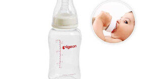 Đánh giá chi tiết về bình sữa Pigeon 150ml nhựa PP cổ hẹp