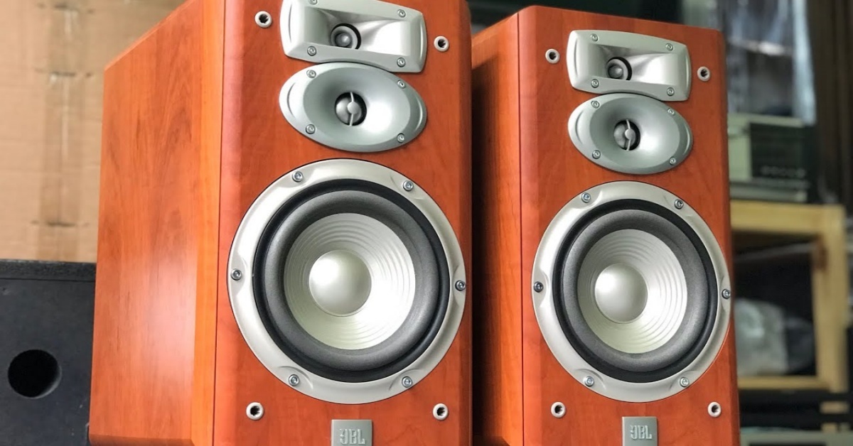 Đánh giá chi tiết về dòng loa Bookshelf JBL L830