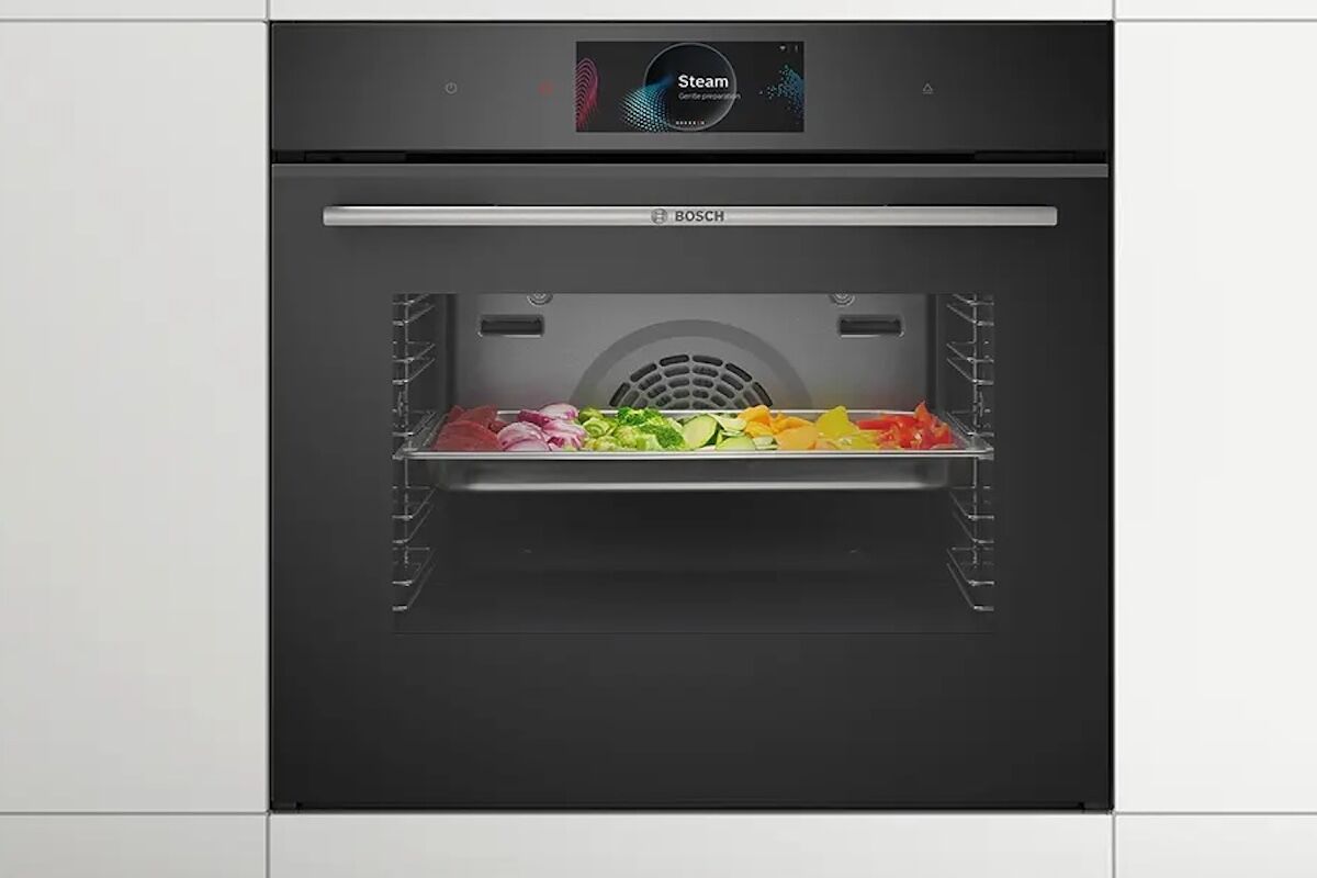 Đánh giá chi tiết về lò nướng kèm hấp Bosch HSG7361B1 Serie 8 từ thiết kế cho đến tính năng