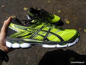 Đánh giá giày chạy bộ ASICS GEL-Cumulus 16