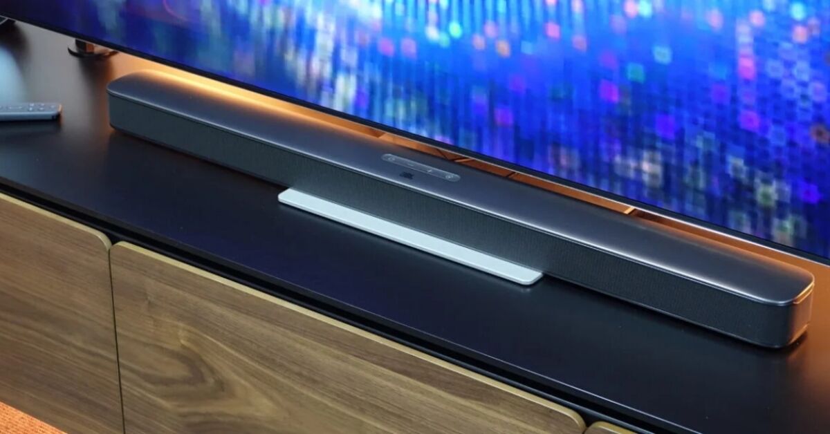 Đánh giá JBL Bar 2.1 Deep Bass: Âm thanh dễ chịu hơn thế hệ trước!