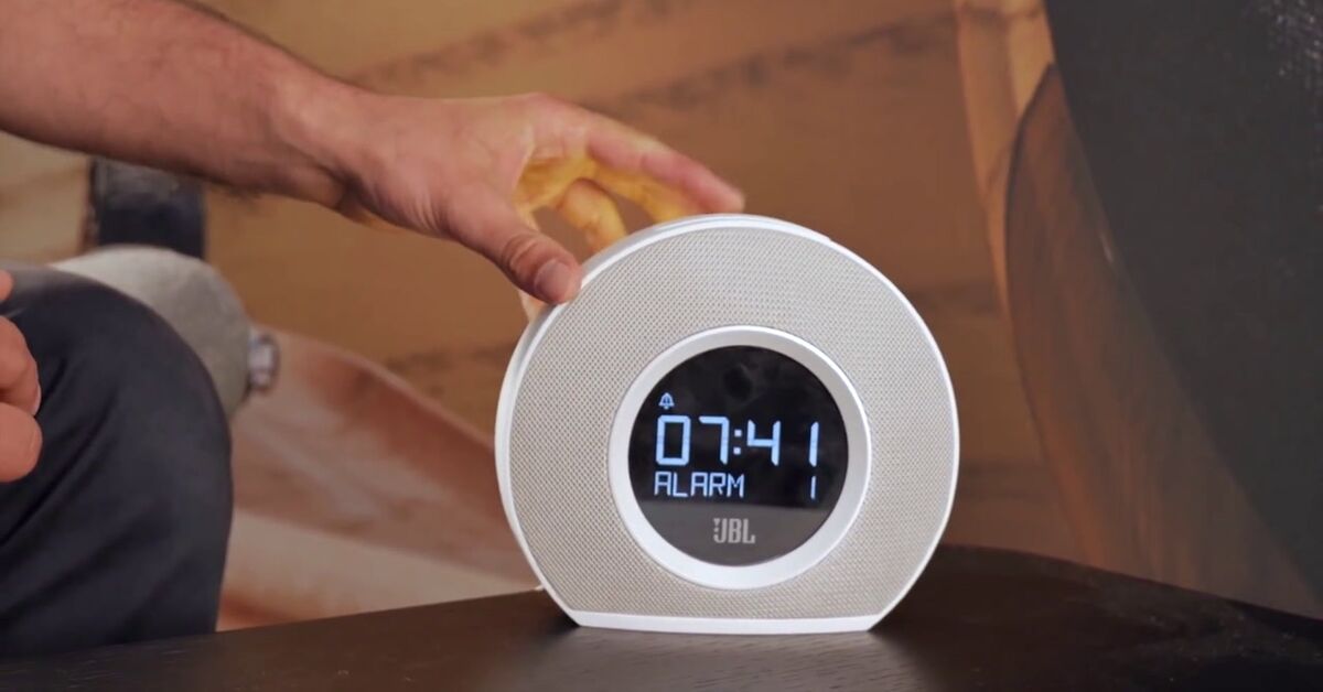 Đánh giá JBL Horizon : Loa báo thức nhiều tính năng, chất âm tốt