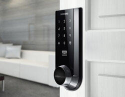 Đánh giá khóa cửa điện tử Samsung có tốt không? 5 lý do nên mua