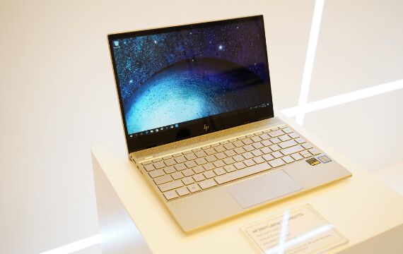Đánh giá laptop HP Envy 13-AH1011TU 5HZ28PA: Cấu hình, Giá bán?