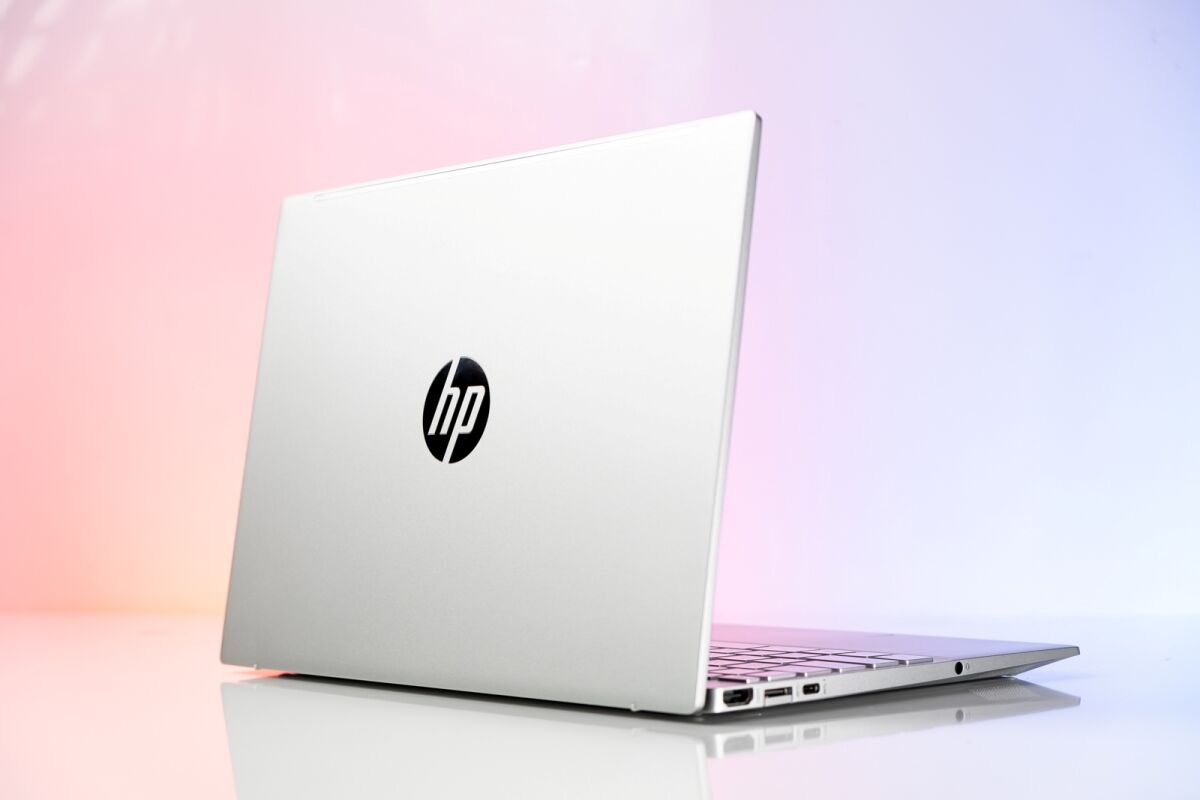 Đánh giá laptop HP Pavilion Aero 13-be0229AU 64U91PA