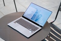 Đánh giá laptop Samsung Galaxy Book4 Pro: Có thể vượt mặt MacBook hay không?