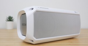 Đánh giá loa bluetooth LG PK3: Bass chưa thỏa mãn nhưng độ bền khỏi chê!