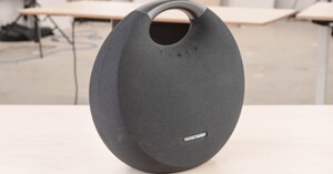 Đánh giá loa di động Harman Kardon Onyx Studio 6