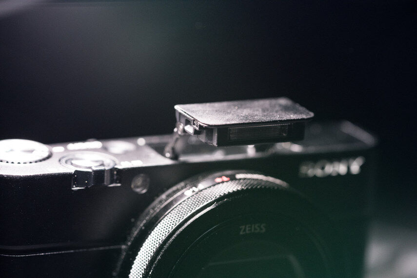 Đánh giá máy ảnh du lich cao cấp Sony Cybershot DSC-RX100