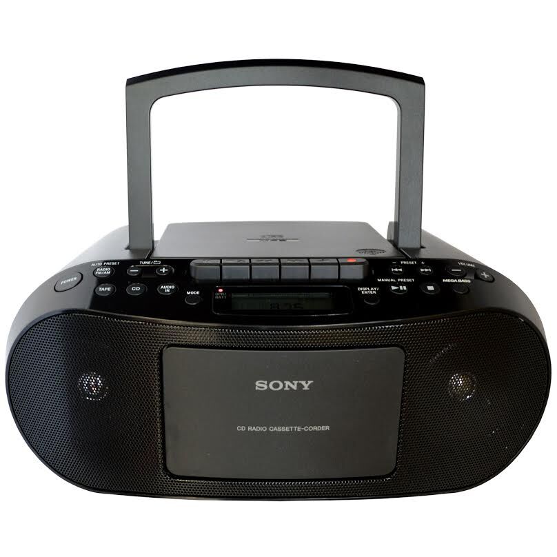 Đánh giá máy Cassette Sony CFD-S50: gọn nhẹ và tiện ích