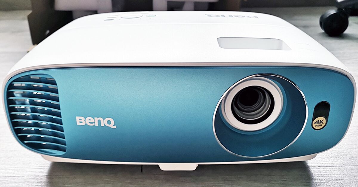 Đánh giá máy chiếu BenQ TK800M