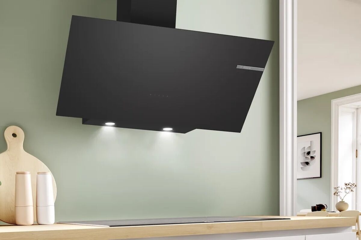 Đánh giá máy hút mùi Bosch DWK96PJ60T Serie 6 đến từ thương hiệu nhà bếp Bosch
