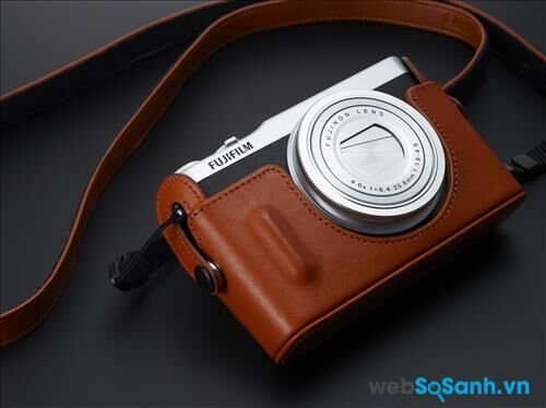Đánh giá nhanh máy ảnh compact Fujifilm XQ2