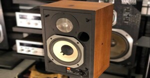 Đánh giá những điểm nổi bật về dòng loa Bookshelf JBL Monitor 4401