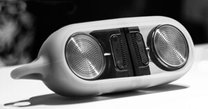 Đánh giá Remax RB-M22: Chiếc loa độc đáo có thể biến 2 thành 1