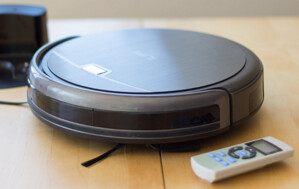 Đánh giá robot hút bụi iLife có tốt không, giá bao nhiêu, cách sử dụng
