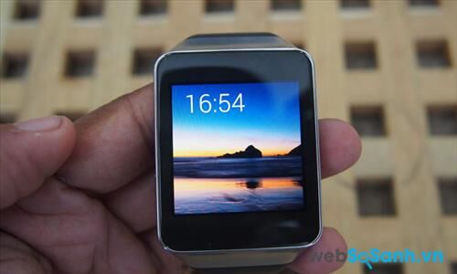 Đánh giá smartwatch Samsung Gear Live: màn hình sắc nét, thời lượng pin thấp