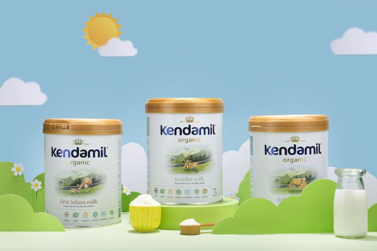 Đánh giá sữa Kendamil: không chứa dầu cọ, thành phần chất béo giống sữa mẹ giúp bé dễ hấp thu