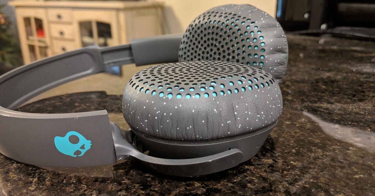 Đánh giá tai nghe over ear bluetooth SkullCandy Riff Wireless
