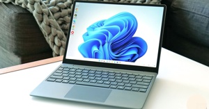 Đánh giá thiết kế và cấu hình của chiếc Laptop Microsoft Surface Go 2