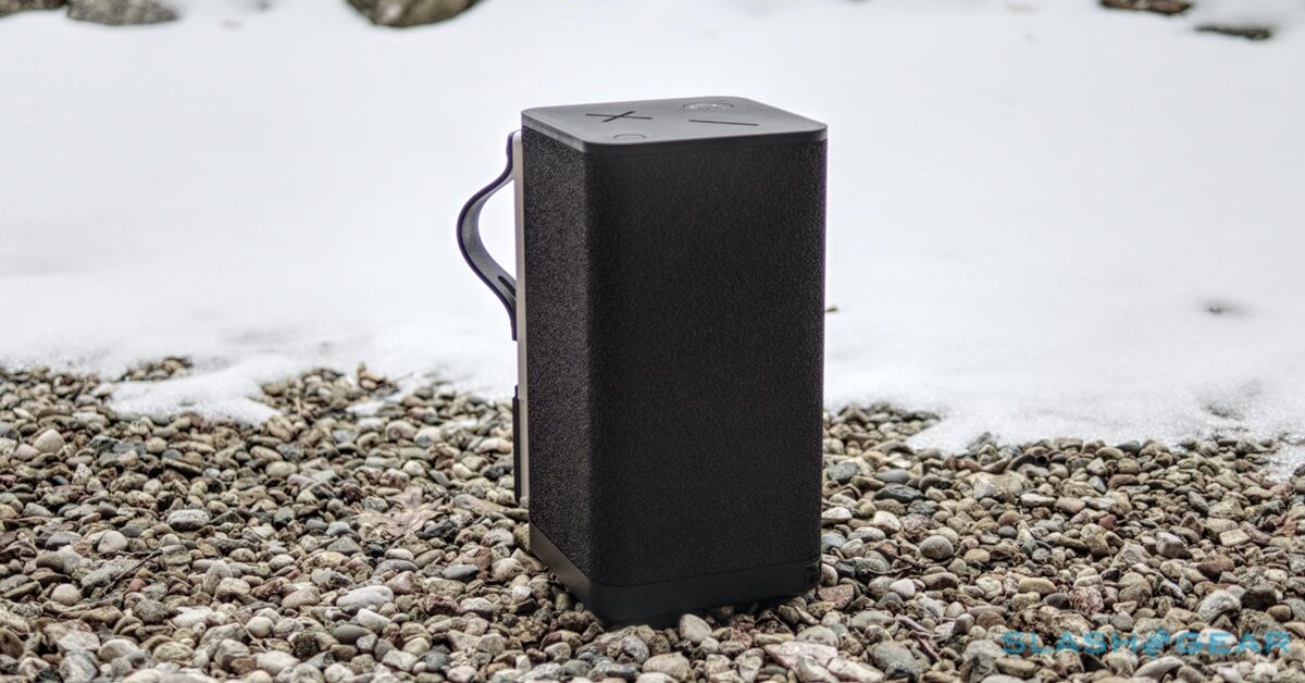 Đánh giá Ultimate Ears Hyperboom: Có thể làm sôi động bất kỳ bữa tiệc nào!