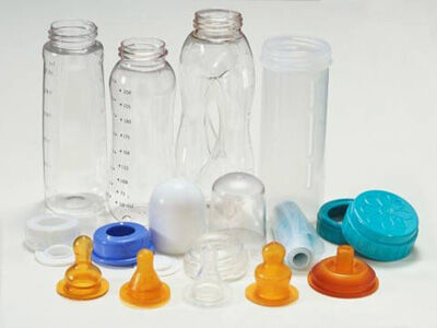 Dấu hiệu cho thấy bạn nên thay một chiếc núm vú và một bình trữ sữa mới cho trẻ