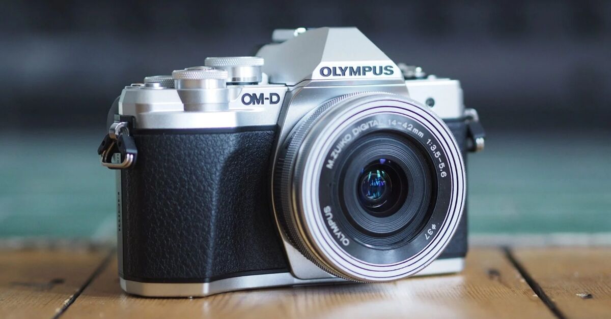 Đâu là chiếc máy ảnh quay phim 4K giá rẻ tốt nhất năm 2018