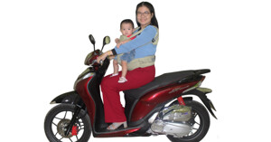 Đâu là địu em bé đi xe máy tốt và an toàn nhất?