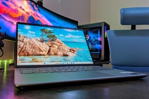 Dell Inspiron 14 Plus 7440: Hiệu năng vượt trội và thời lượng pin ấn tượng!