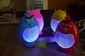 Đèn bắt muỗi loại nào tốt nhất cho gia đình ?