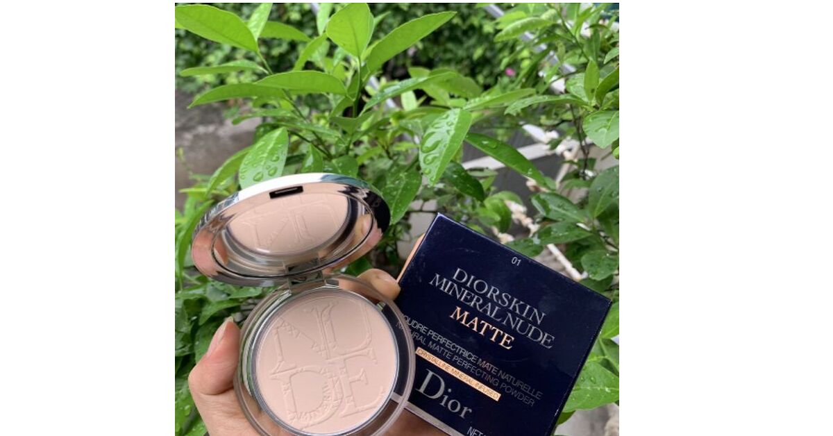 Điểm danh 3 phấn nén kiềm dầu từ các brand "hot" nhất hiện nay