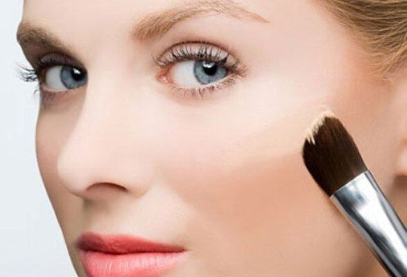 Điểm danh các dụng cụ trang điểm cần có dành cho cô nàng thích làm đẹp