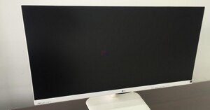 Điểm mạnh và điểm yếu của màn hình máy tính LG