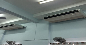 Điều hòa Daikin FHFC100DV1/RZFC100DY1 và Mitsubishi FDE100YA-W5: Nên mua model nào?