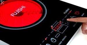 Dùng bếp hồng ngoại đúng cách, tiết kiệm điện và bền bỉ với những tips dưới dây