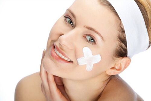 Dùng kem tiến công răng chữa trị nhọt quấn đem hiệu suất cao hoặc không?